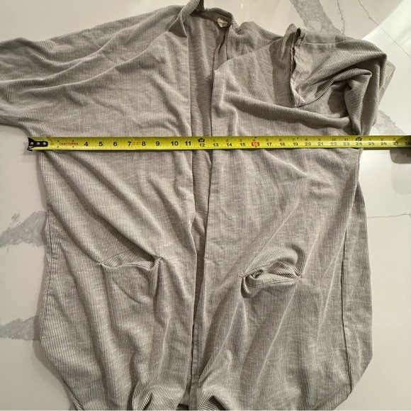 Anthropology Donni‎ Sandwash Ribbed Open Cardigan Grey White Texture Stripe EUC - Picture 10 of 11